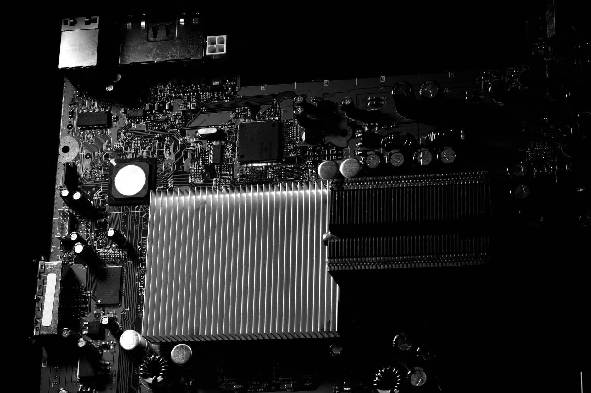 The Death of the Discrete GPU? How NPU-Driven Architecture is Redefining Personal Computing